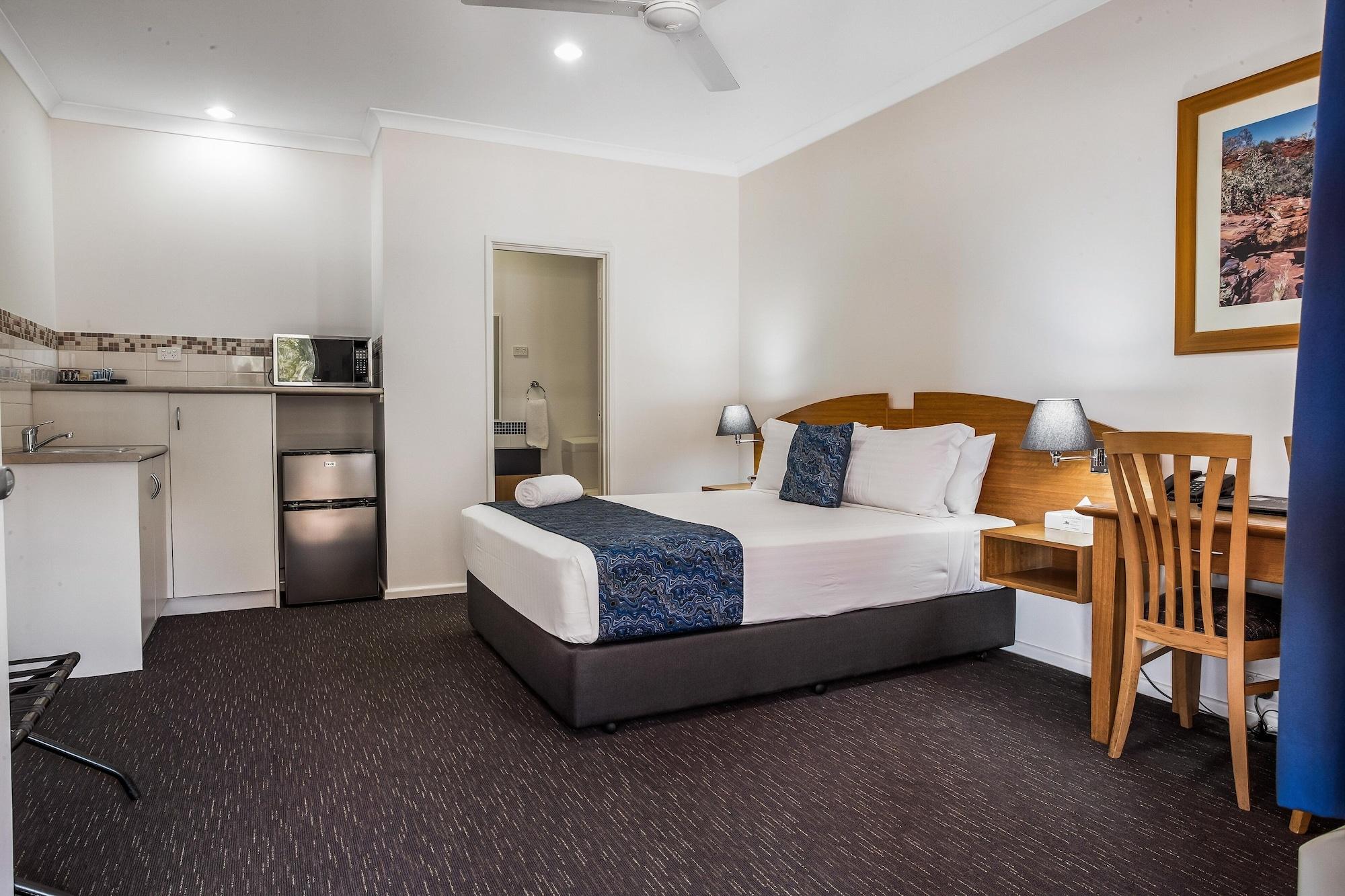 Karratha Central Apartments Экстерьер фото