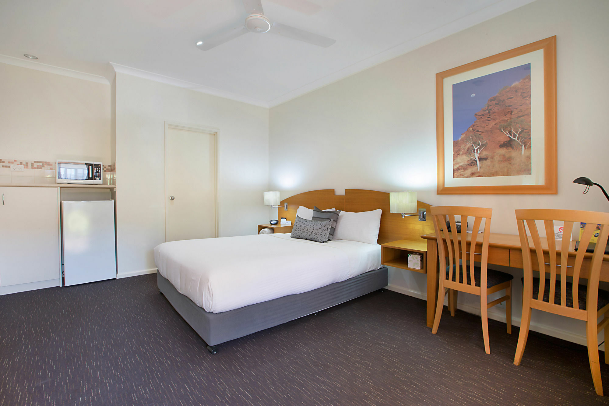 Karratha Central Apartments Экстерьер фото